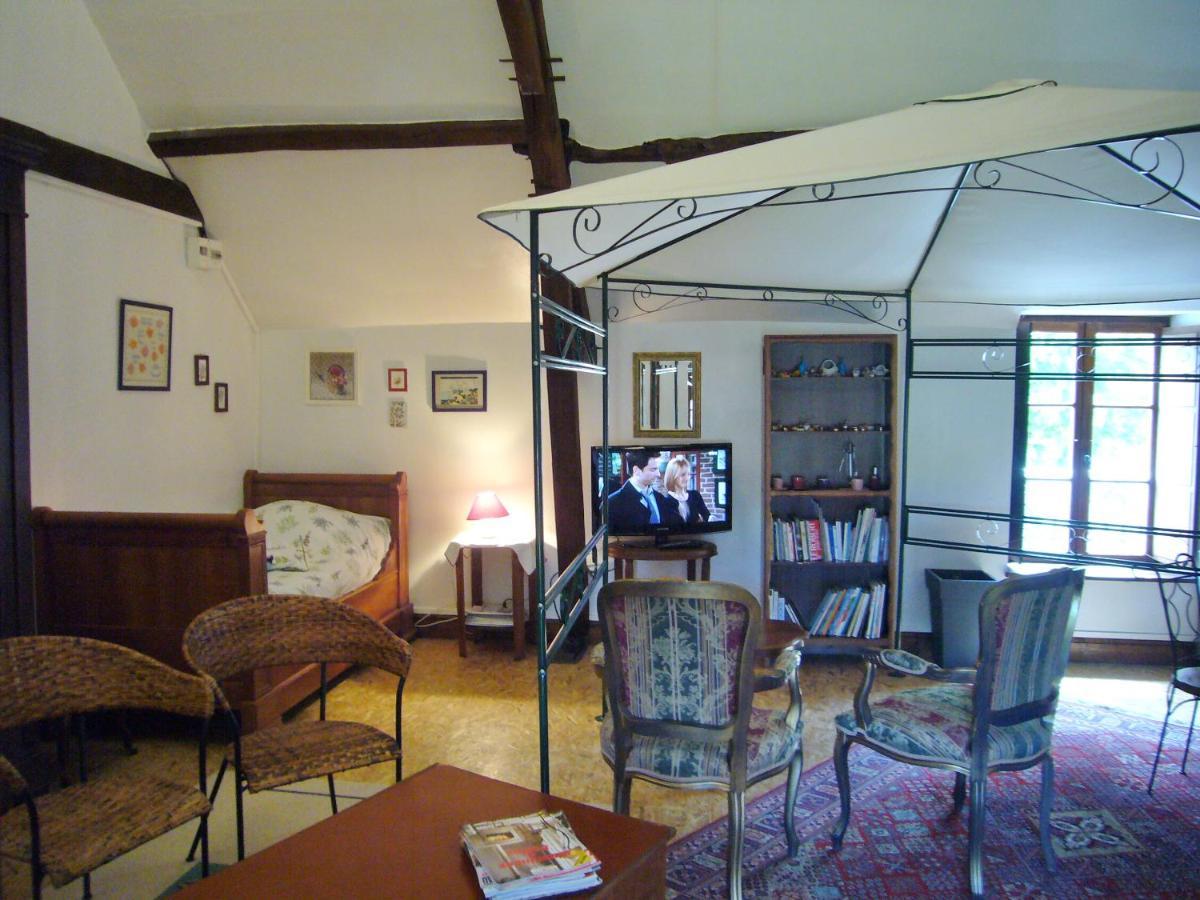 Chambres d'hôtes en Berry  La Berthenoux Extérieur photo